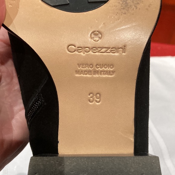 Black suede boots - Picture 2 of 4